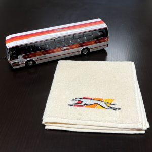 diapet ヨネザワのミニカー　三菱ふそう　中型　国鉄ハイウェイバス